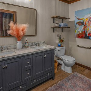 images/venue-gallery/300-barn-bathroom-down.jpg